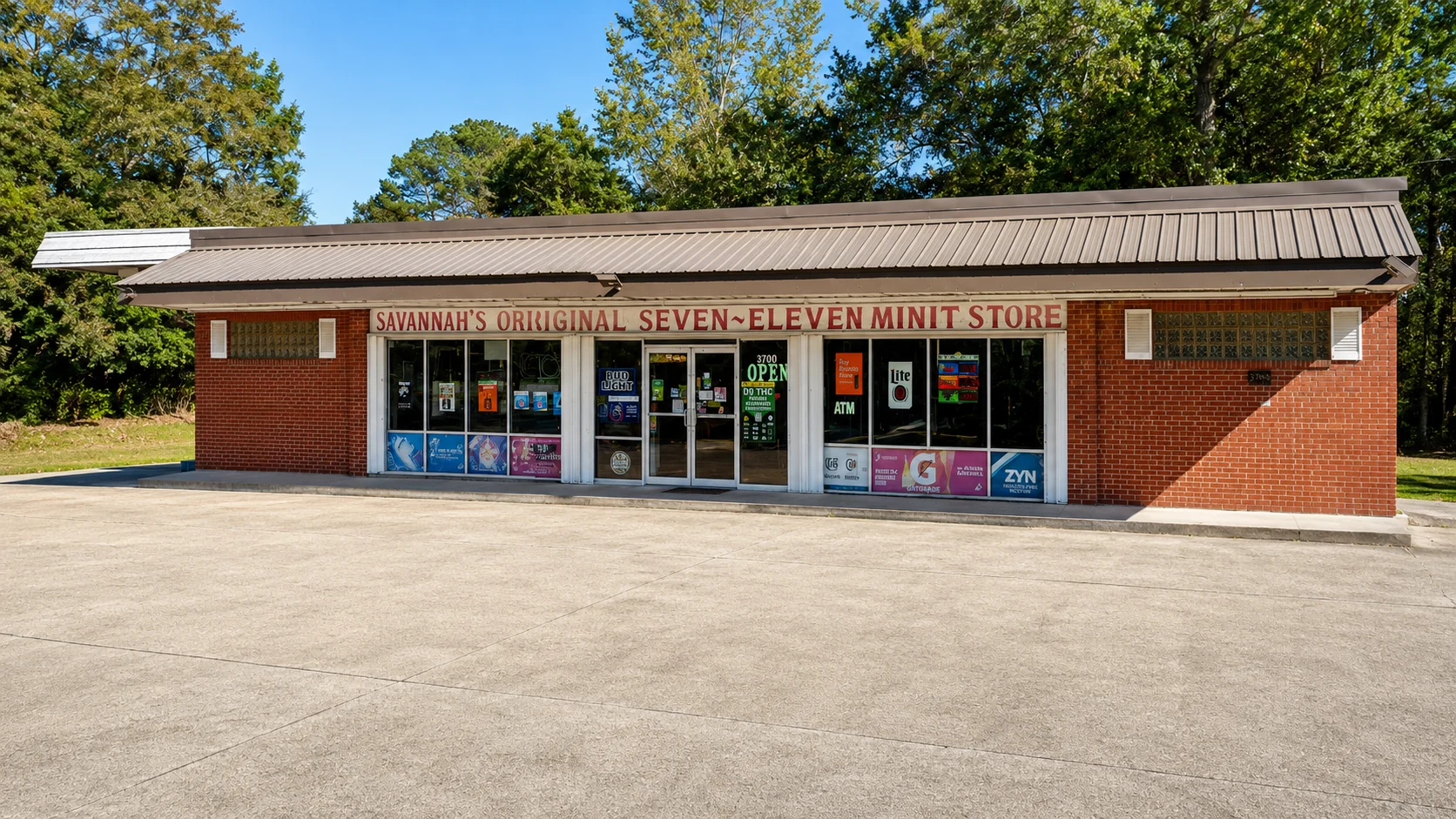 Savannah Original 7-11 Minit Store exterior
